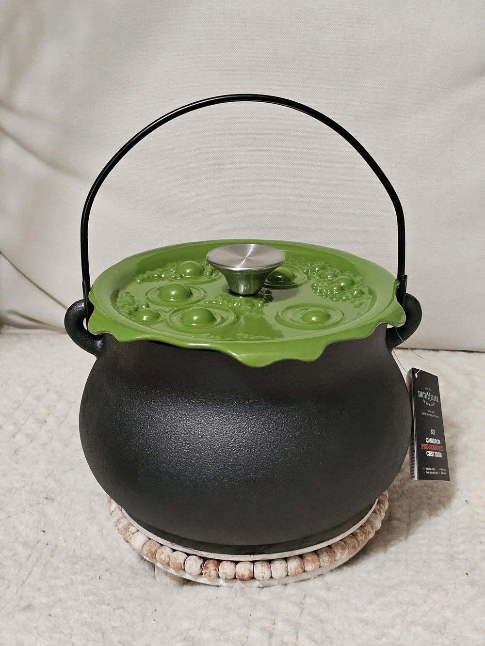 6-Quart Smith and Clark Cast Iron Cauldron Pot with Green 'Bubbling' Lid Witch
